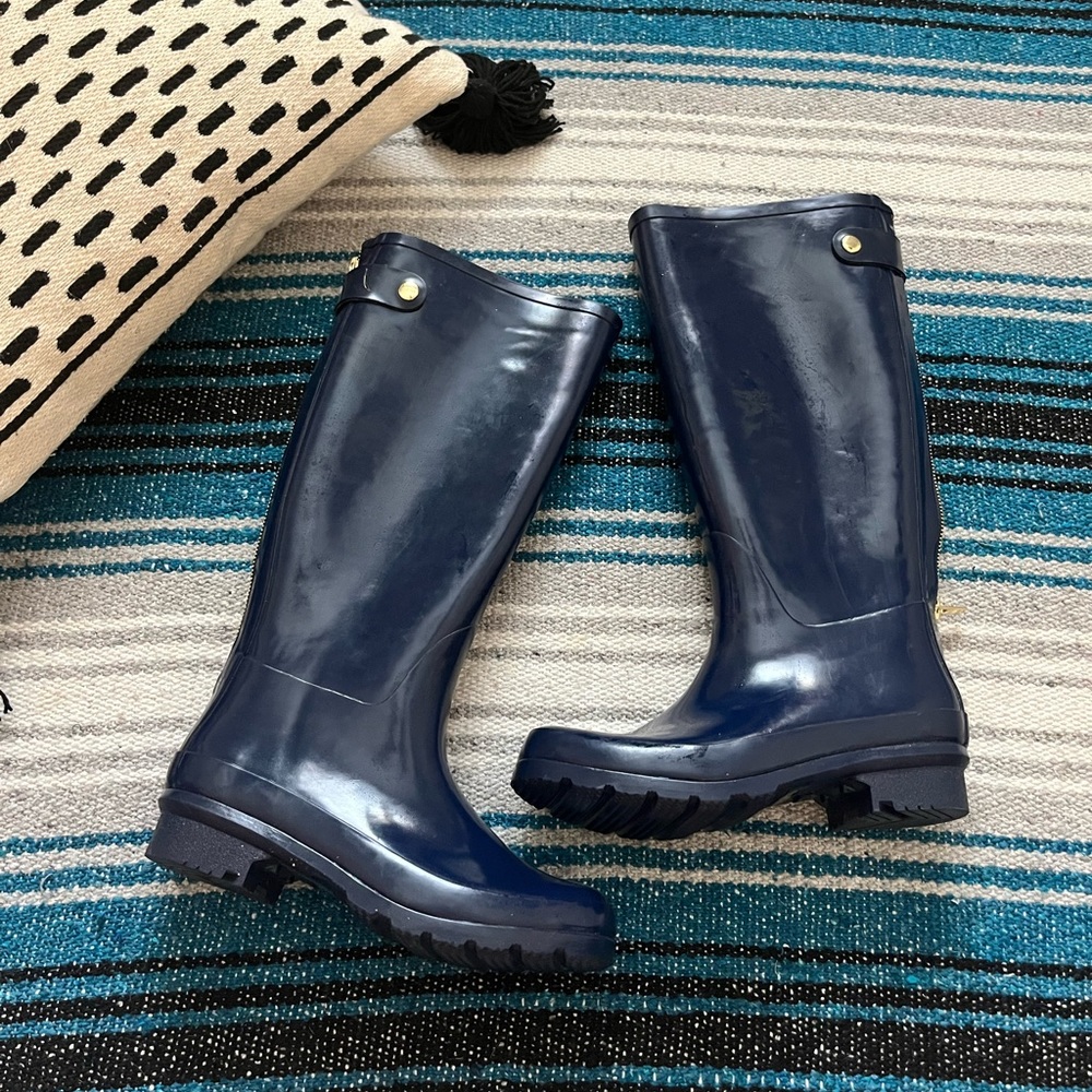 Banana Republic Navy Rain Boots size 6